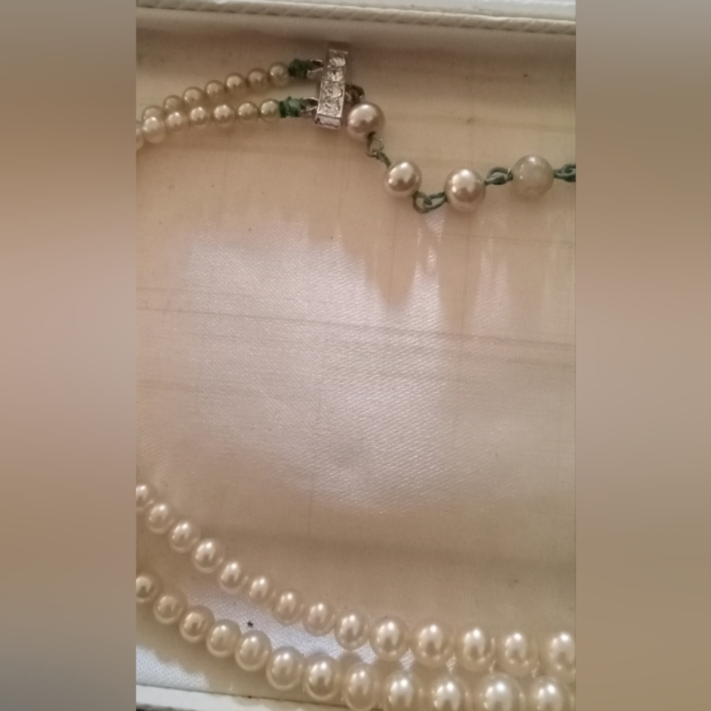 Deltah World's Finest Simulated Pearls Aprox. 20" Long